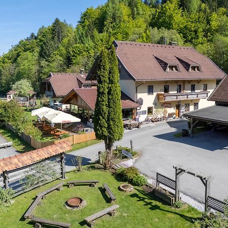 Gasthof Martinihof Latschach ober dem Faakersee Екстериор снимка