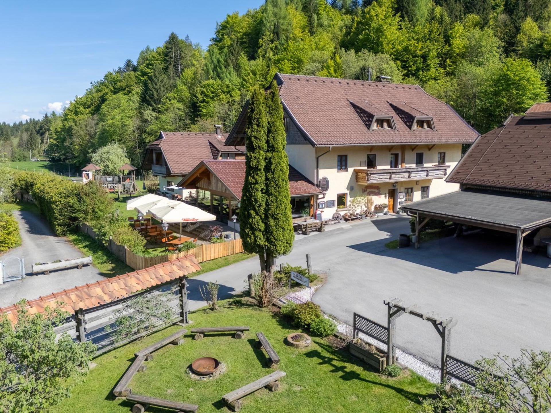 Gasthof Martinihof Latschach ober dem Faakersee Екстериор снимка