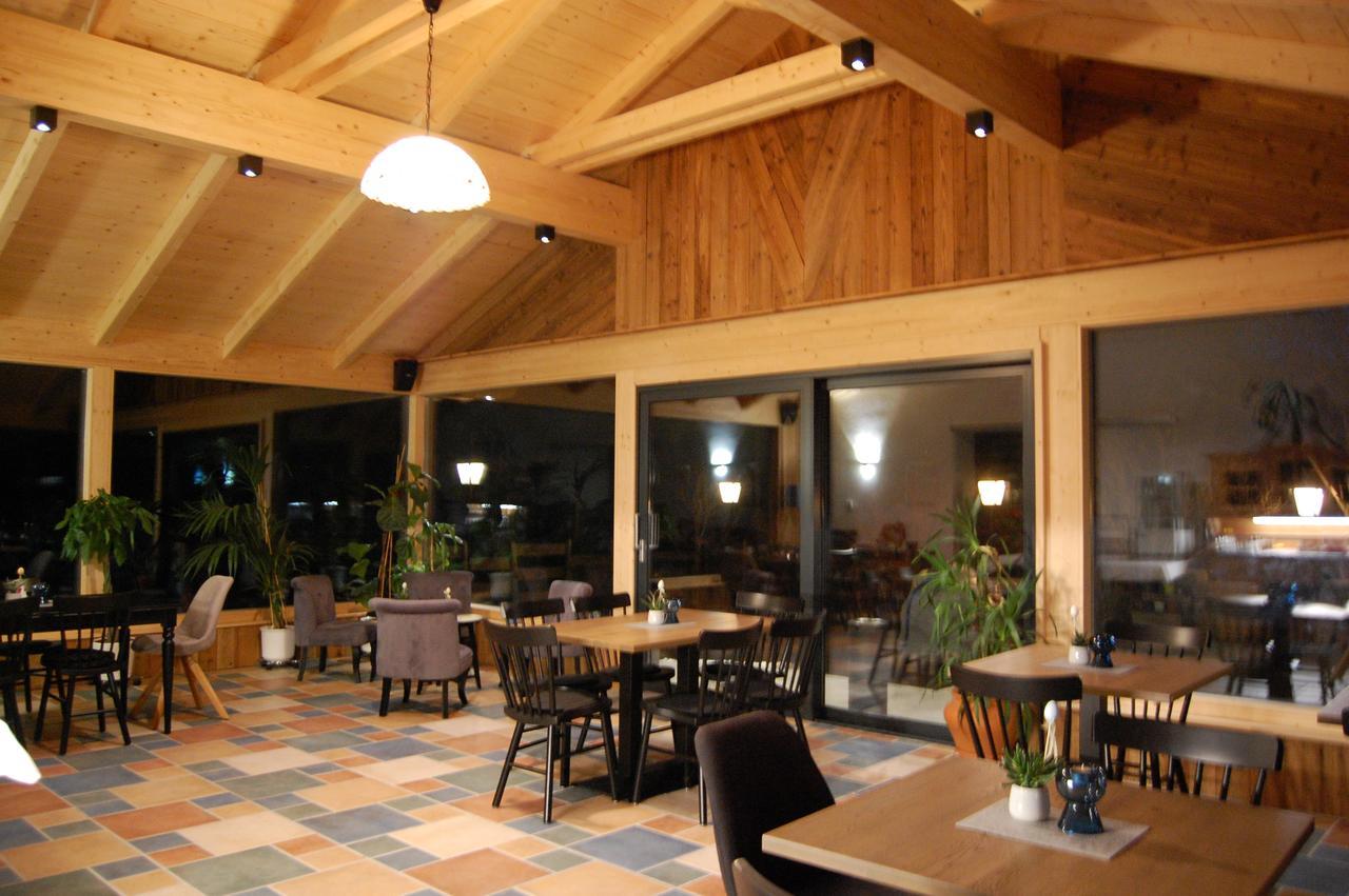 Gasthof Martinihof Latschach ober dem Faakersee Екстериор снимка